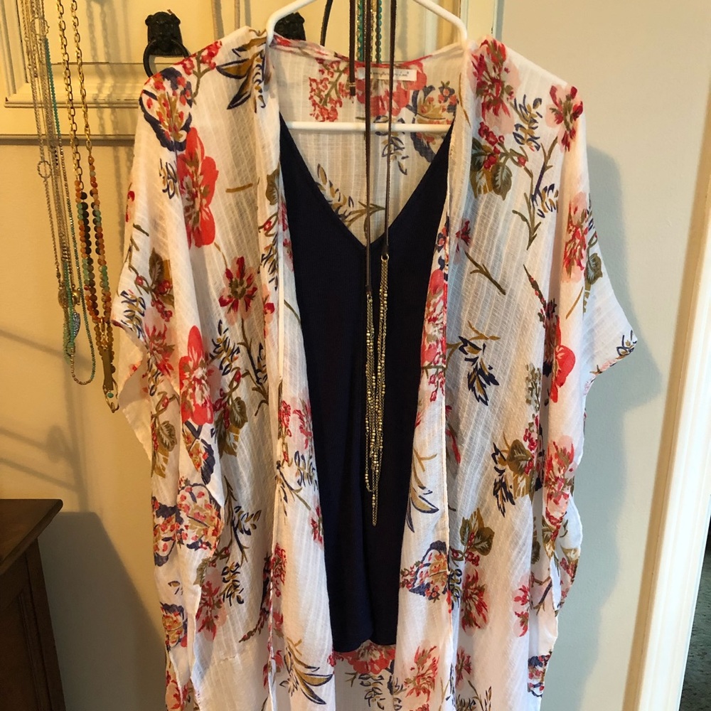 Cream and floral kimono, from Trendsend by Evereve